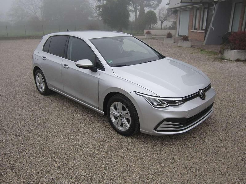 Usata VW Golf VII Comfortline 86 CV (63 kW) 2021 Argento Utilitaria