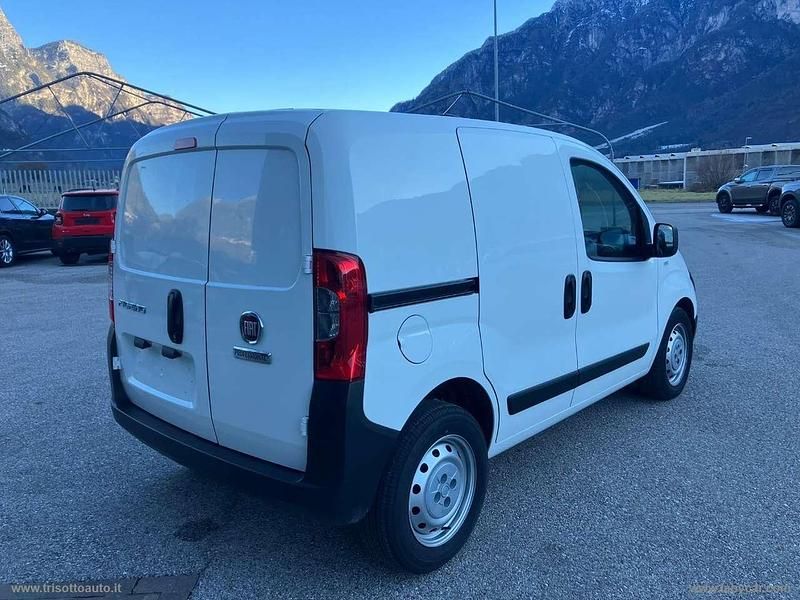 Usata Fiat Fiorino 80 CV (58 kW) 2023 Bianco Monovolume