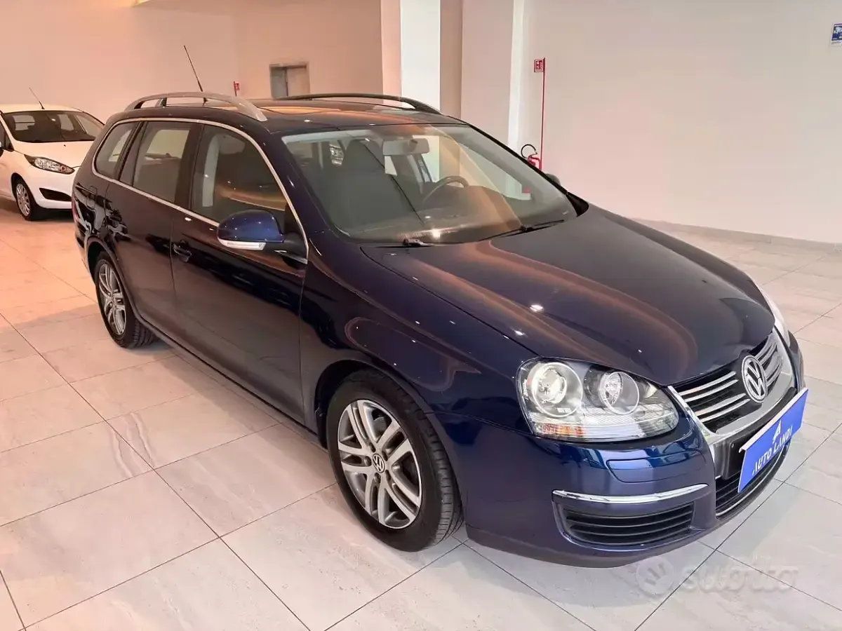Usata VW Golf VI Comfortline 140 CV (102 kW) 2008 Bluazzurro Utilitaria