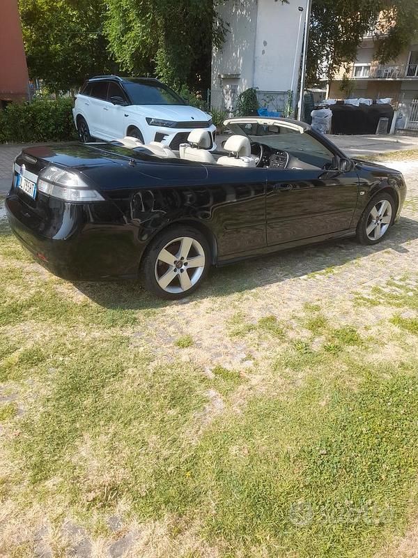 Usata Saab 9-3 Cabriolet Vector 150 CV (110 kW) 2007 Nero Cabrio