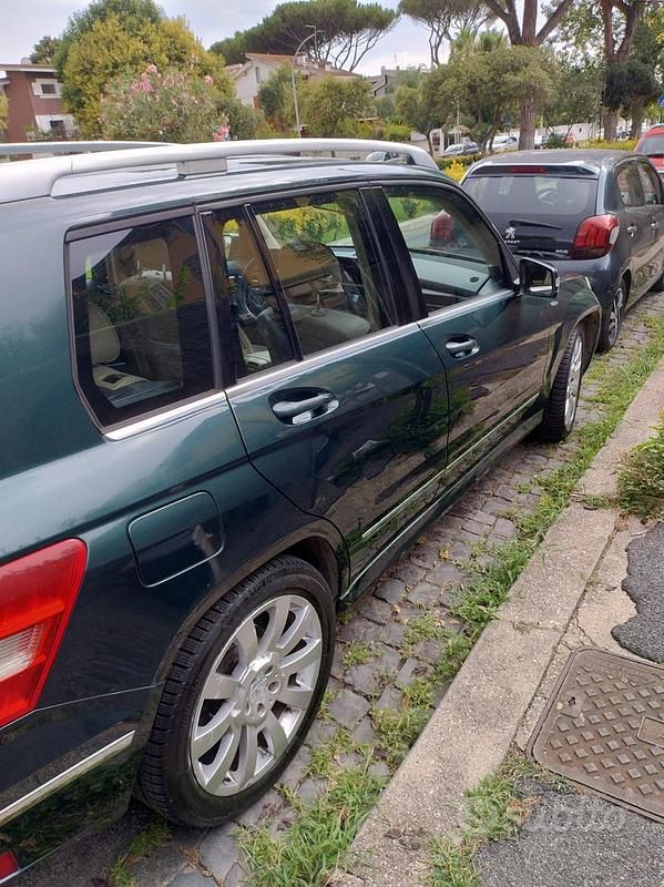 Usado Mercedes GLK220 170 CV (125 kW) 2010 Verde SUV