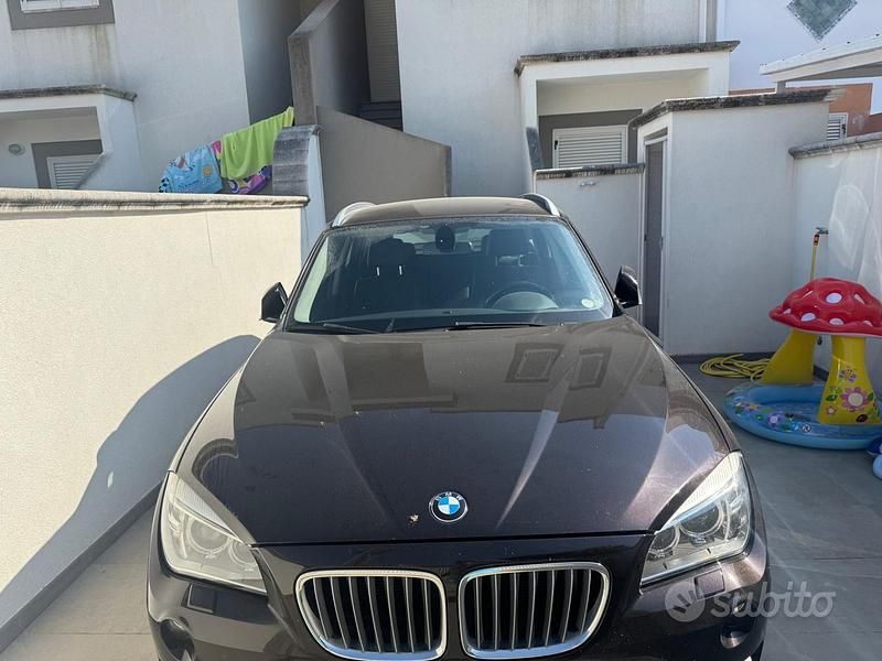 Usata BMW X1 xLine 143 CV (105 kW) 2014 Marrone SUV