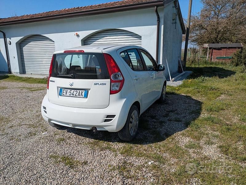 Usata Suzuki Splash 94 CV (69 kW) 2014 Bianco Utilitaria