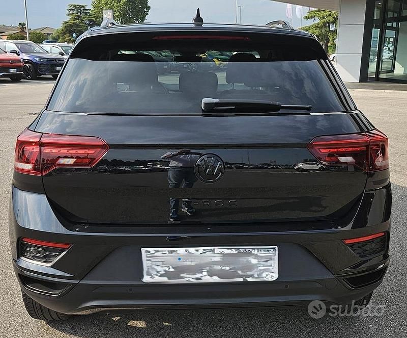 Usata VW T-Roc 150 CV (110 kW) 2020 Nero SUV