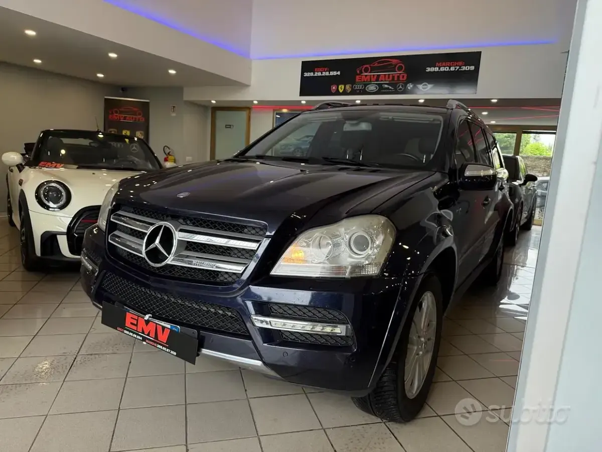Usata Mercedes GL450 306 CV (225 kW) 2010 Nero SUV
