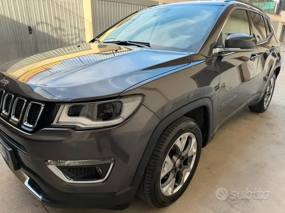 Usata Jeep Compass Limited 120 CV (88 kW) 2020 Grigio SUV