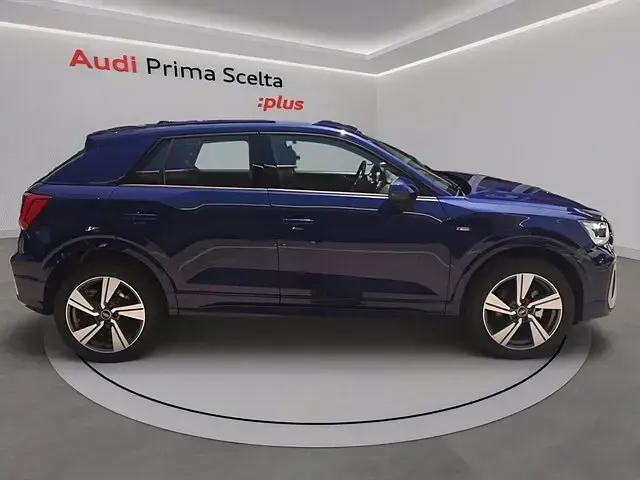 Nuova Audi Q2 Comfort 150 CV (110 kW) 2026 Blu navarra metallizzato SUV