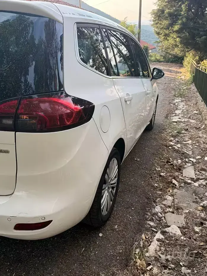 Usata Opel Zafira Tourer 97 CV (71 kW) 2015 Bianco Monovolume