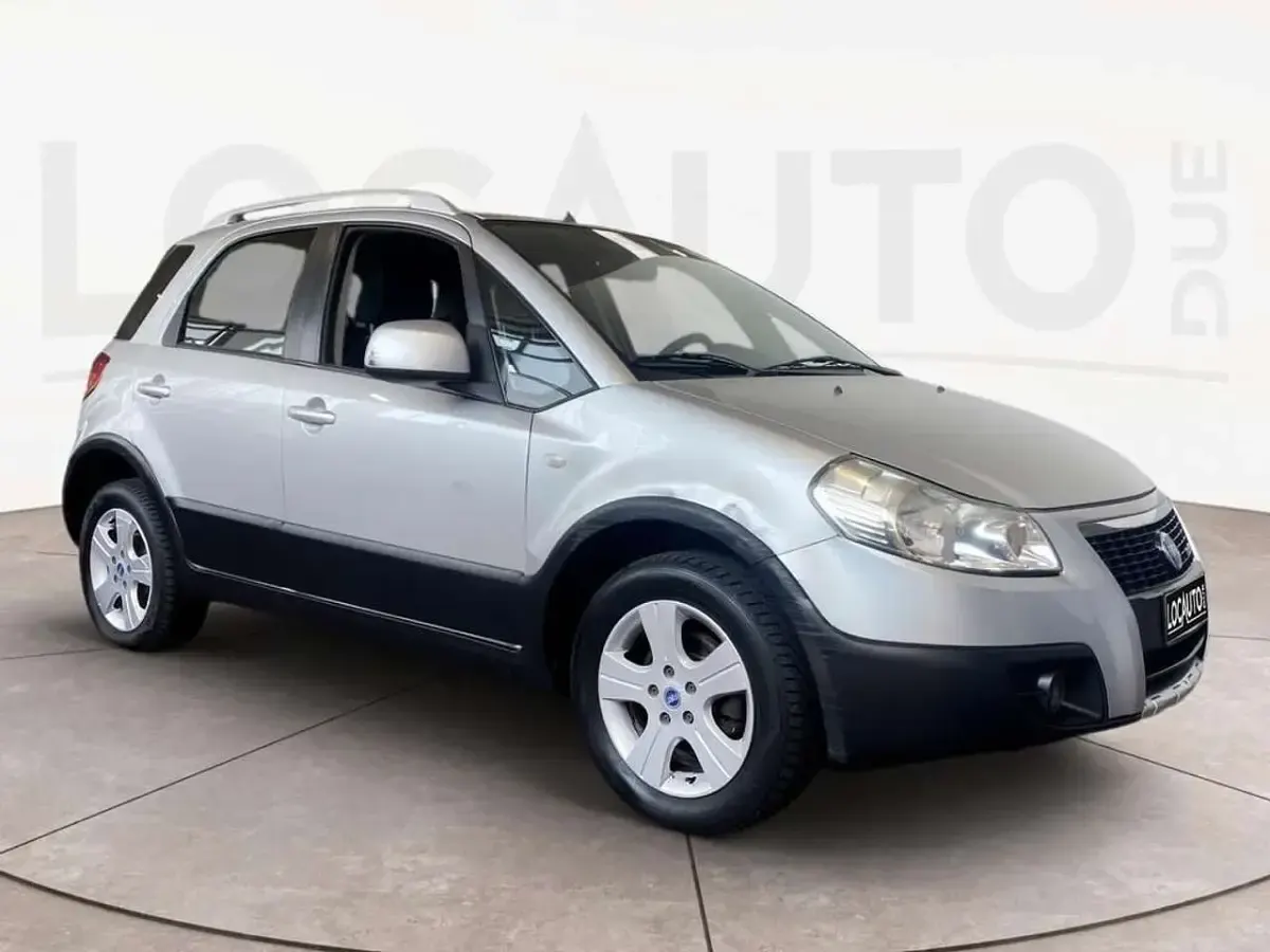 Usata Fiat Sedici Dynamic 120 CV (88 kW) 2007 Grigio SUV