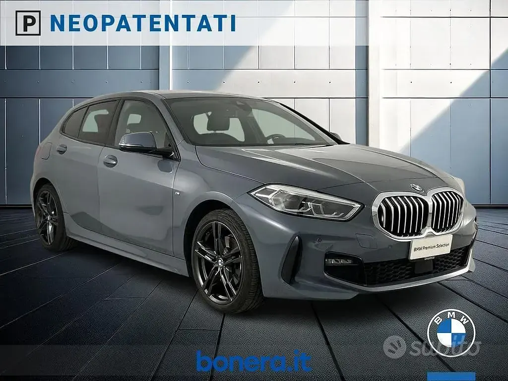 Usata BMW 116 M Sport 116 CV (85 kW) 2021 Grigio Utilitaria
