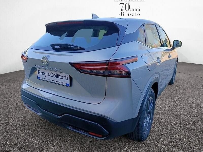 Gebraucht Nissan Qashqai Acenta 140 PS (102 kW) 2022 Silber SUV