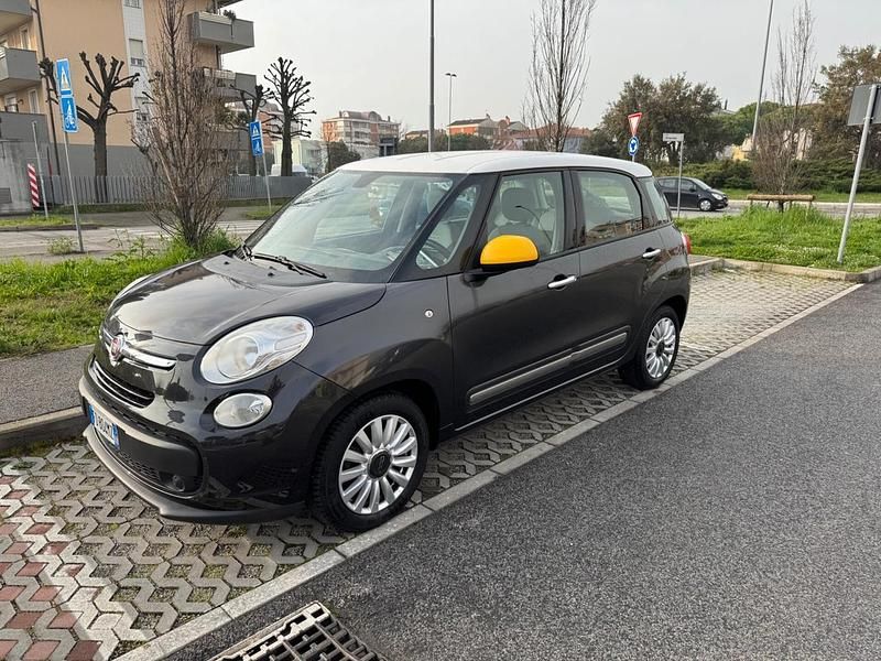 Usata Fiat 500L Lounge 85 CV (62 kW) 2015 Grigio Monovolume