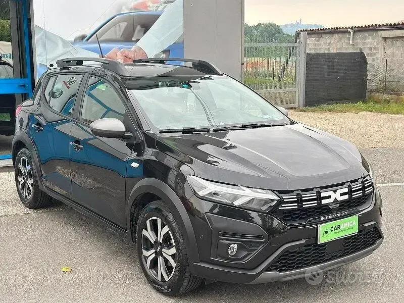 Usata Dacia Sandero Stepway 101 CV (74 kW) 2023 Nero Berlina