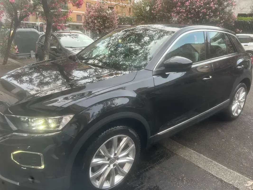 Usata VW T-Roc Advance 150 CV (110 kW) 2019 Nero SUV
