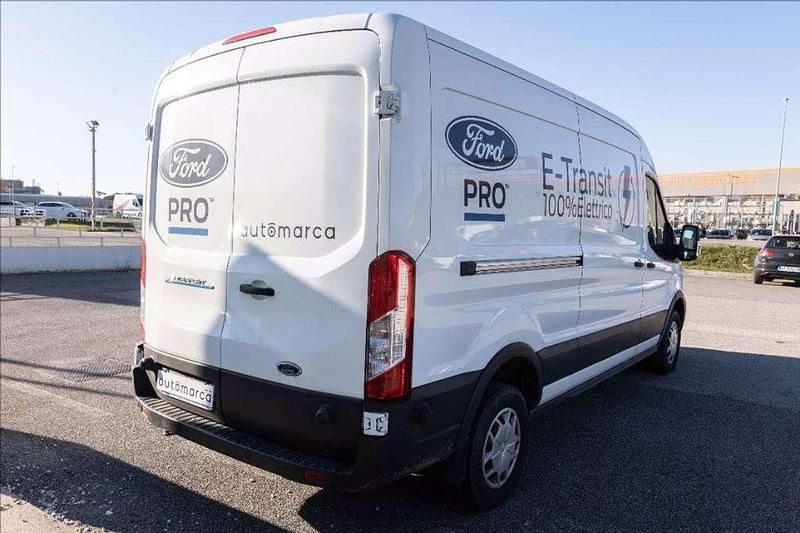 Usata Ford Transit Trend 135 kW (184 CV) 2022 Bianco Furgone