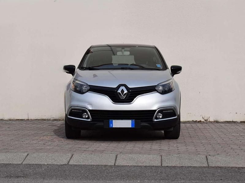 Usata Renault Captur Zen 90 CV (66 kW) 2016 Grigio SUV