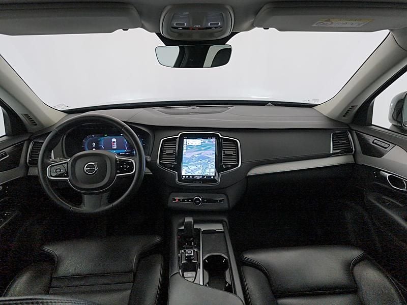 Käytetty Volvo XC90 Plus 235 HP (172 kW) 2022 Valkoinen Katumaasturi