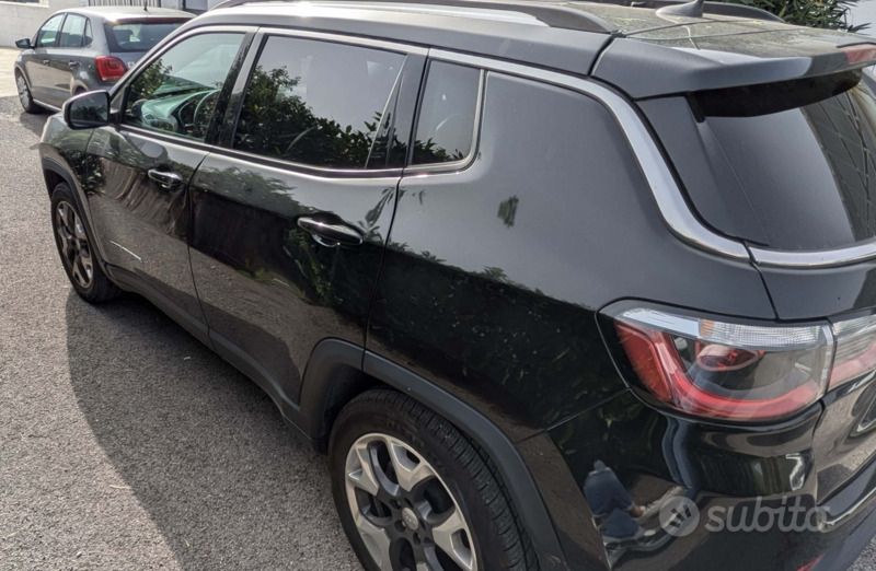 Usata Jeep Compass Limited 120 CV (88 kW) 2019 Nero SUV