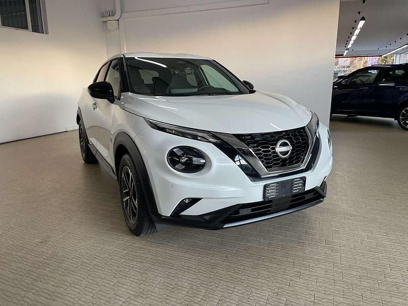 Usata Nissan Juke N-Connecta 114 CV (83 kW) 2025 Bianco perlato SUV