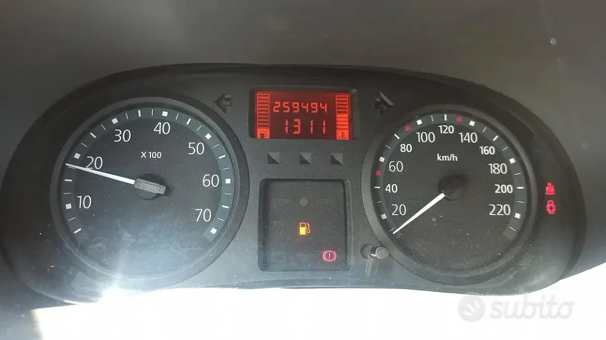 Usata Renault Clio II 58 CV (42 kW) 2007 Berlina