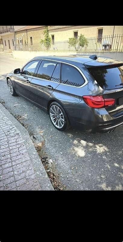 Usata BMW 320 Luxury Line 190 CV (139 kW) 2016 Station wagon