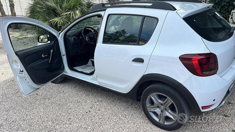 Usata Dacia Sandero Stepway 2019 Bianco SUV