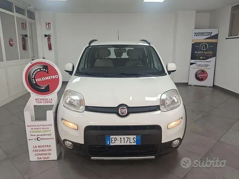 Usata Fiat Panda 4x4 S 86 CV (63 kW) 2013 Bianco Utilitaria