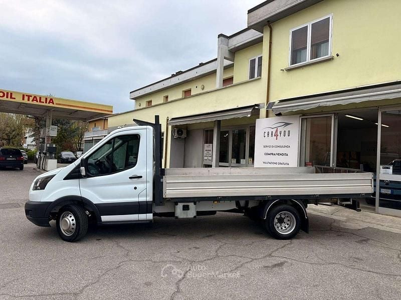 Begagnad Ford Transit 131 HK (96 kW) 2016 Vit Van