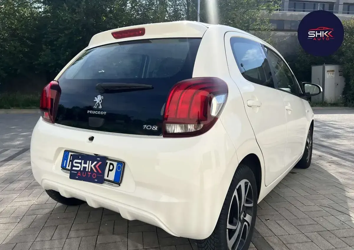 Usata Peugeot 108 Allure 69 CV (50 kW) 2016 Bianco Berlina