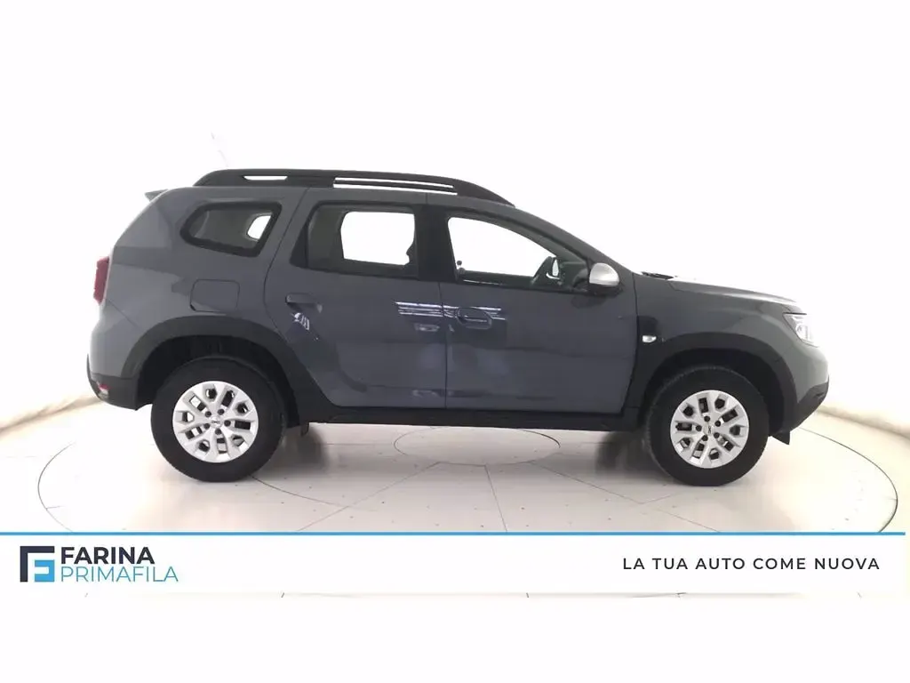Usado Dacia Duster Expression 101 CV (74 kW) 2023 Gris SUV
