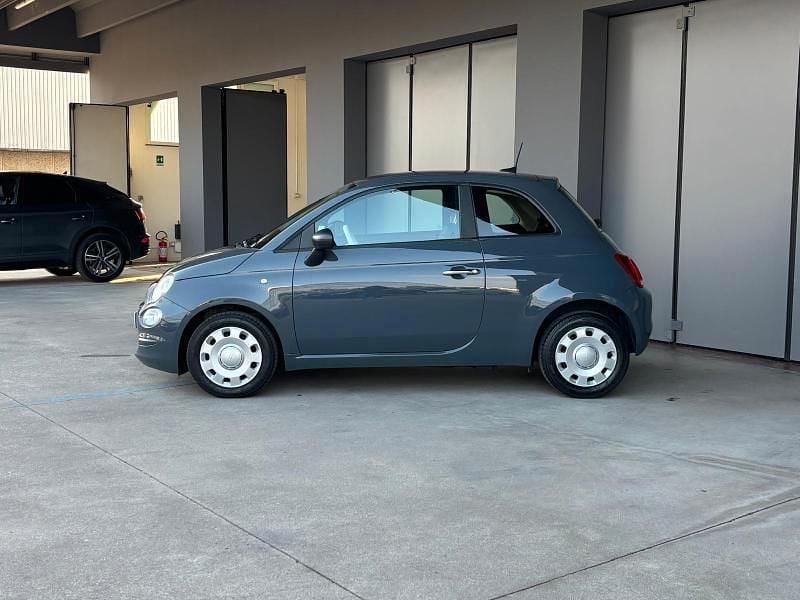 Begagnad Fiat 500 70 HK (51 kW) 2021 Gul Sedan