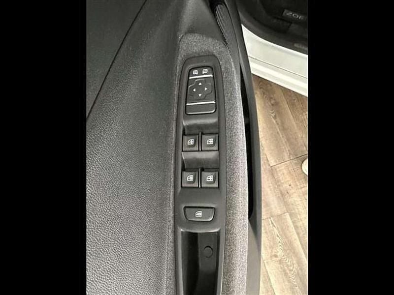 Usata Renault Zoe Zen 80 kW (109 CV) 2021 Bianco Utilitaria