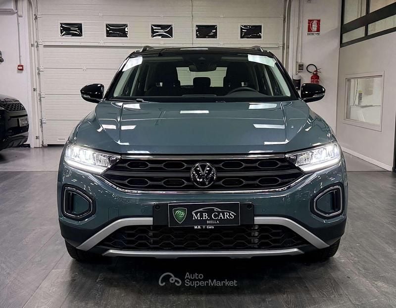 Usata VW T-Roc Style 150 CV (110 kW) 2025 Blu SUV