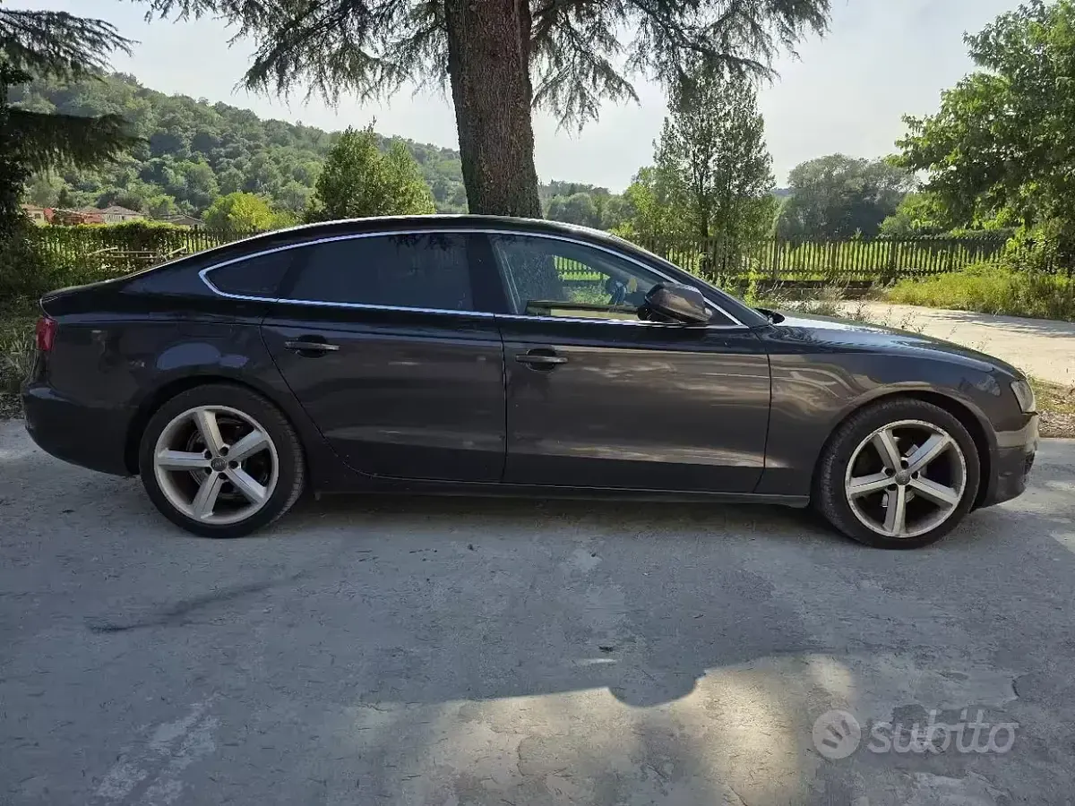 Usata Audi A5 Sportback 170 CV (125 kW) 2011 Grigio Utilitaria