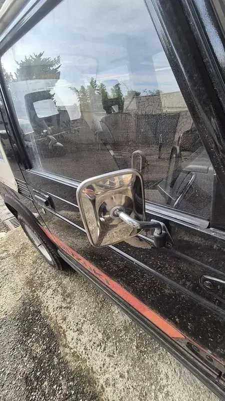 Usata Suzuki Samurai 45 CV (33 kW) 1986 Nero SUV