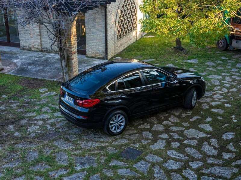 Nero Usata 2016 BMW X4 Efficient Dynamics SUV | 21.900 € (Ottimo prezzo) - Immagine 1/4