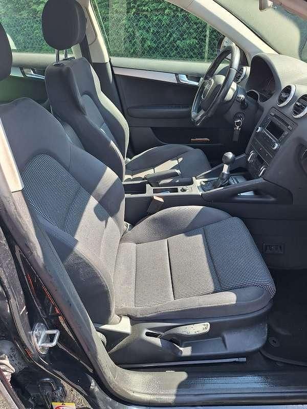 Usata Audi A3 Sportback Ambiente 105 CV (77 kW) 2009 Nero Utilitaria