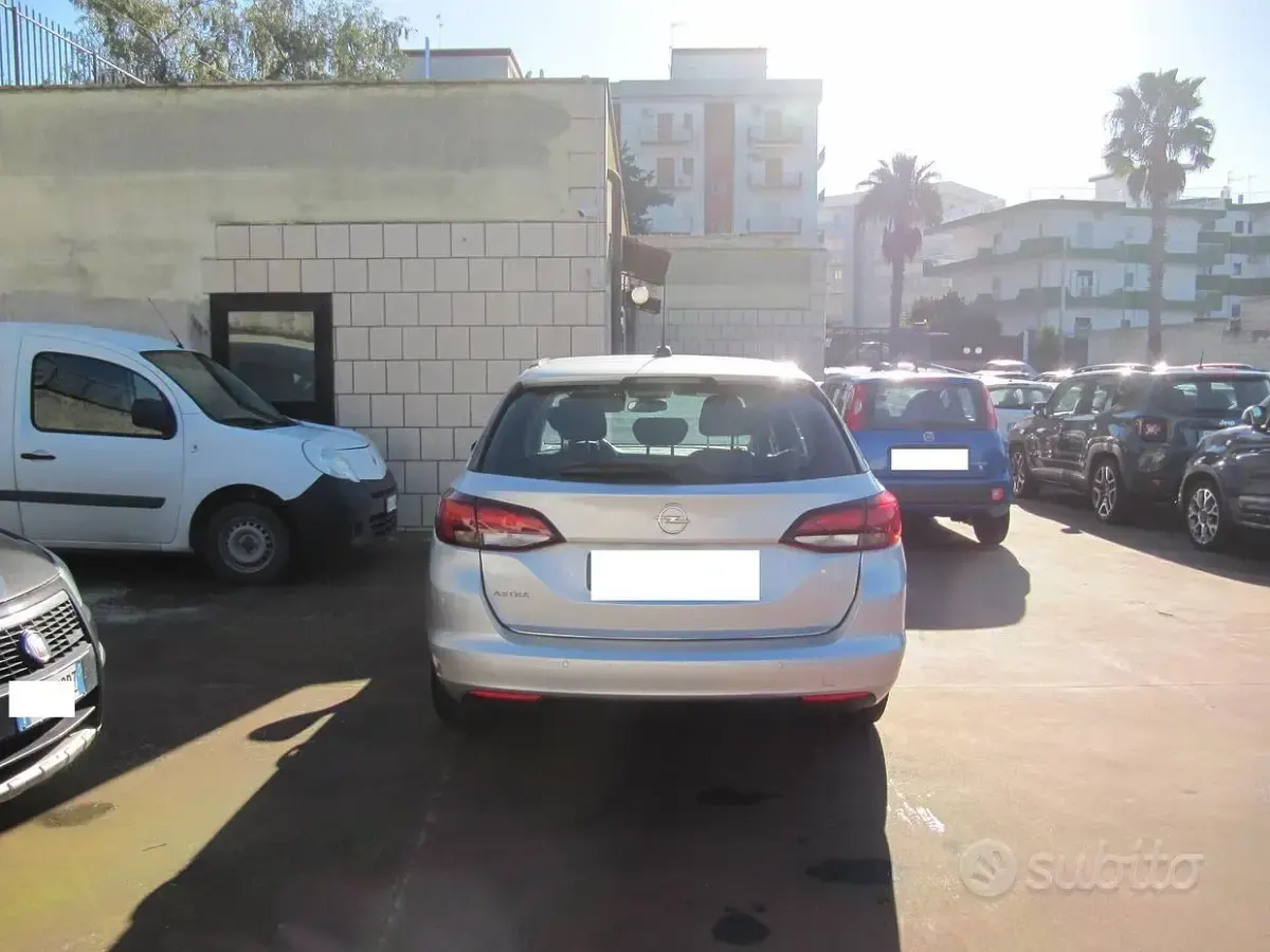 Usata Opel Astra Dynamic 136 CV (100 kW) 2019 Grigio Station wagon