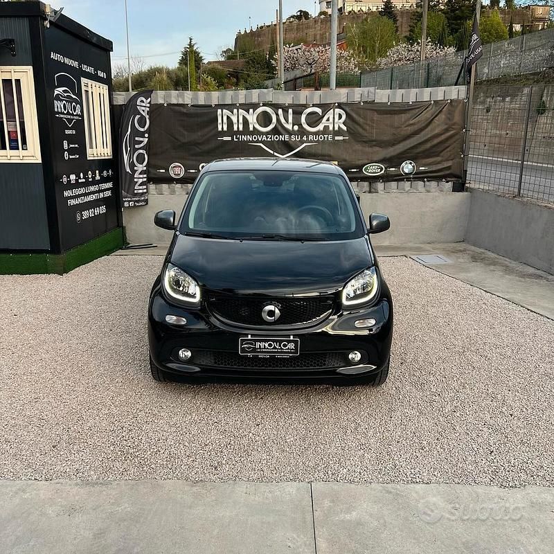 Usata Smart ForFour Passion 90 CV (66 kW) 2019 Nero Utilitaria