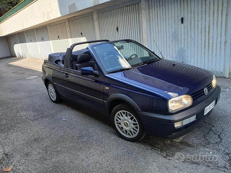 Usata VW Golf Cabriolet 101 CV (74 kW) 1998 Cabrio