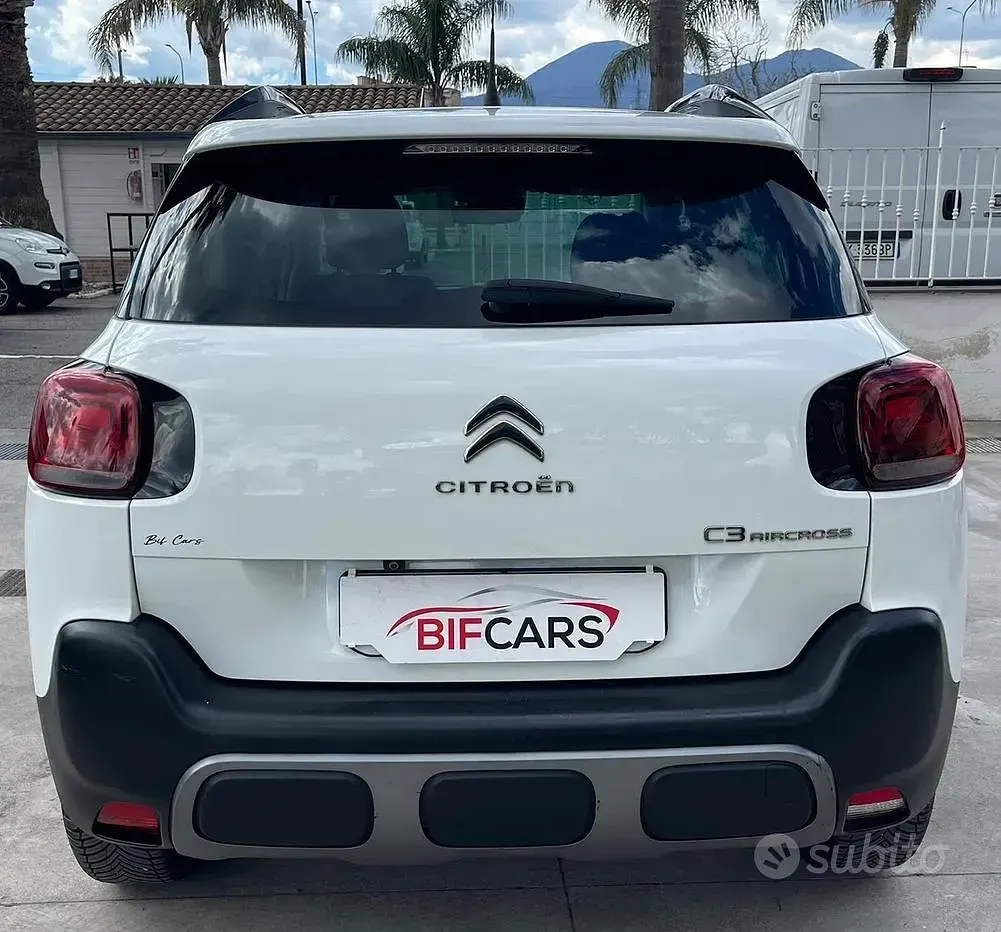 Usata Citroën C3 Aircross Shine 120 CV (88 kW) 2022 Bianco SUV