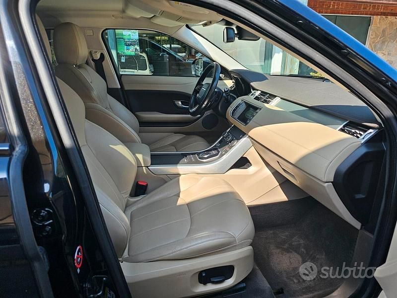 Usata Land Rover Range Rover evoque HSE Dynamic 150 CV (110 kW) 2018 Nero SUV