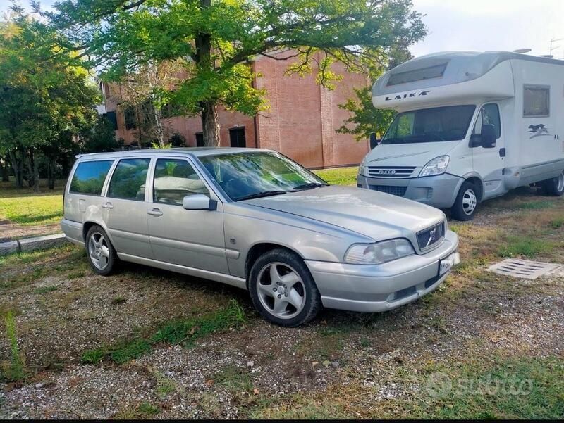 Grigio Usata 1998 Volvo V70 Station wagon | 2900 € - Immagine 1/4