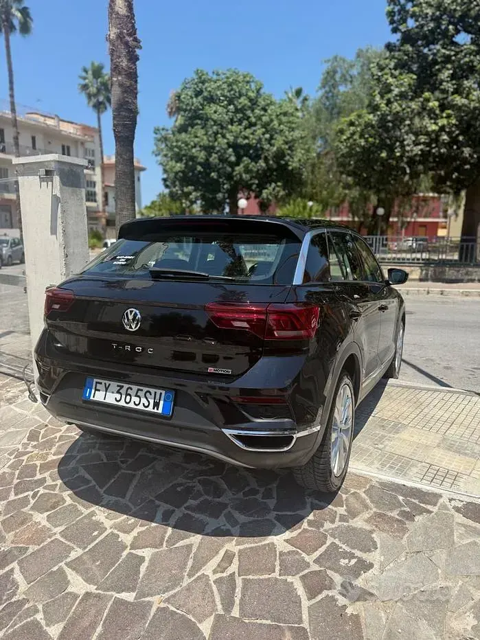 Usata VW T-Roc Advance 150 CV (110 kW) 2019 Nero SUV