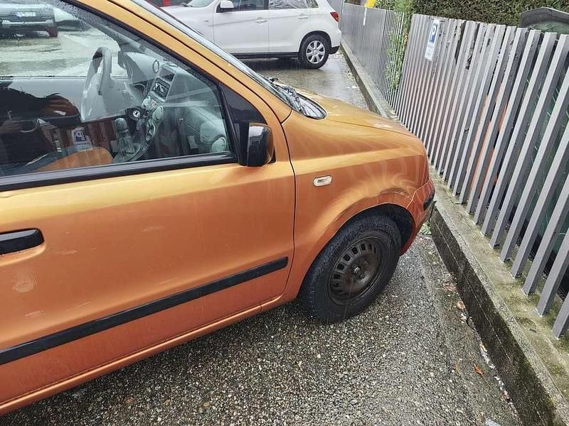 Usata Fiat Panda Dynamic 60 CV (44 kW) 2007 Arancione Utilitaria