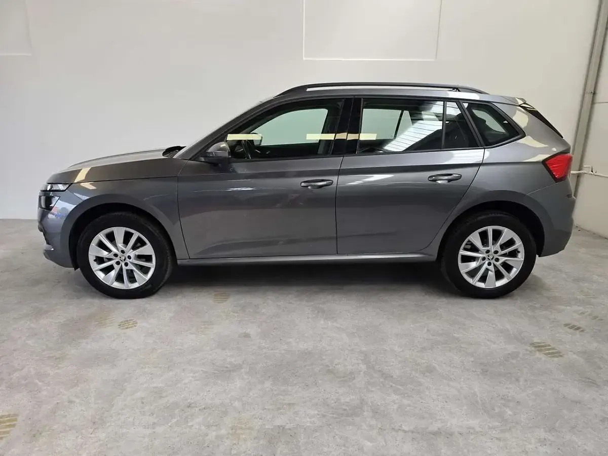 Usata Skoda Kamiq Ambition 110 CV (80 kW) 2022 Grigio SUV