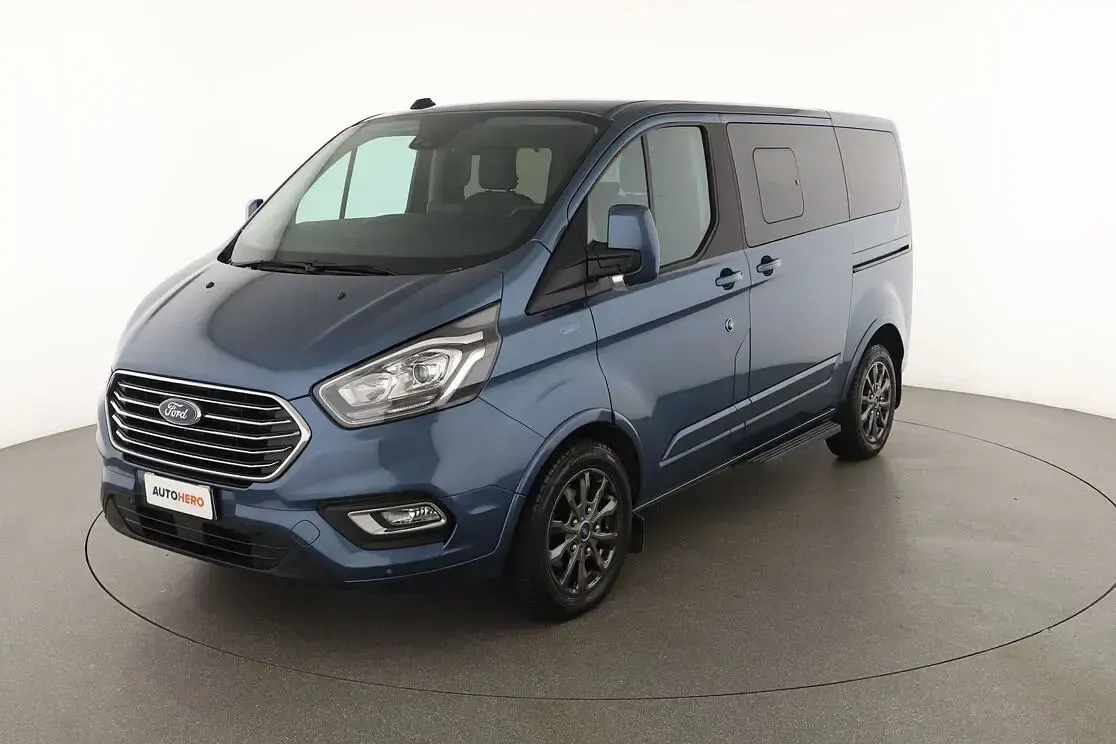 Usata Ford Tourneo Custom Titanium 150 CV (110 kW) 2023 Blu/azzurro Furgone