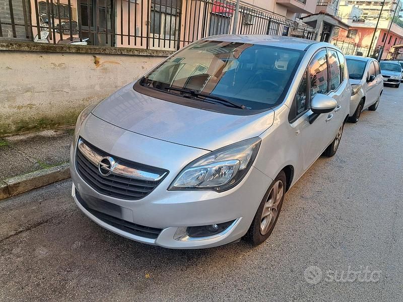 Usata Opel Meriva 120 CV (88 kW) 2014 Grigio Monovolume