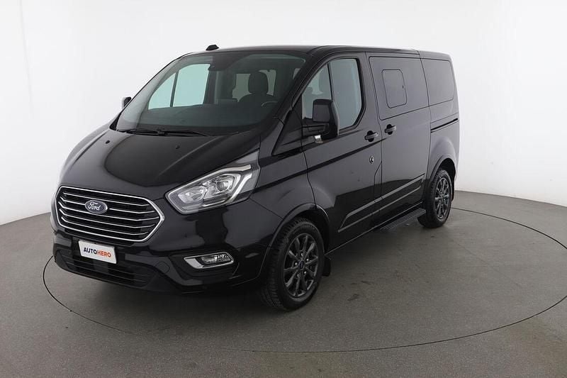 Usata Ford Tourneo Custom Titanium 131 CV (96 kW) 2023 Nero Furgone