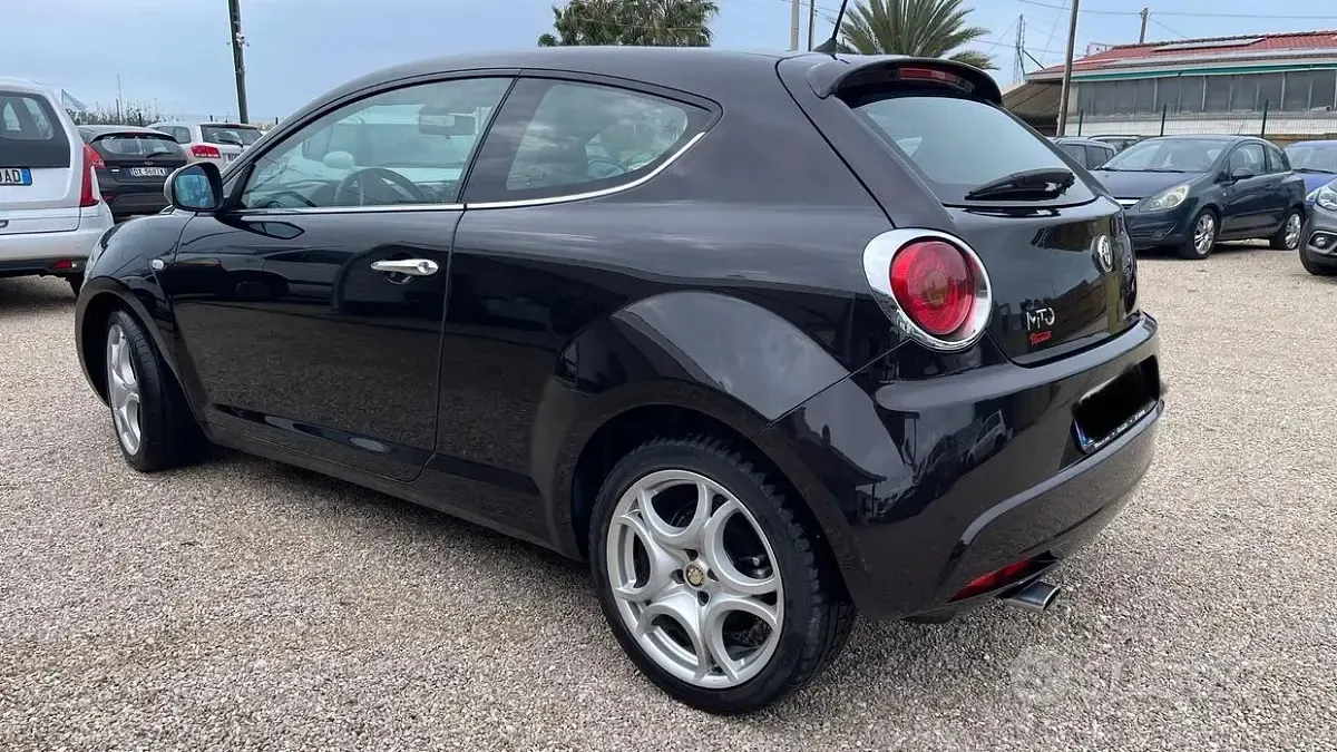 Usata Alfa Romeo MiTo Distinctive 85 CV (62 kW) 2014 Nero Utilitaria